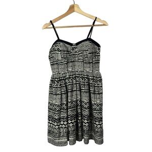 Band of Gypsies Beige & Black Printed Fit & Flare Mini Dress L